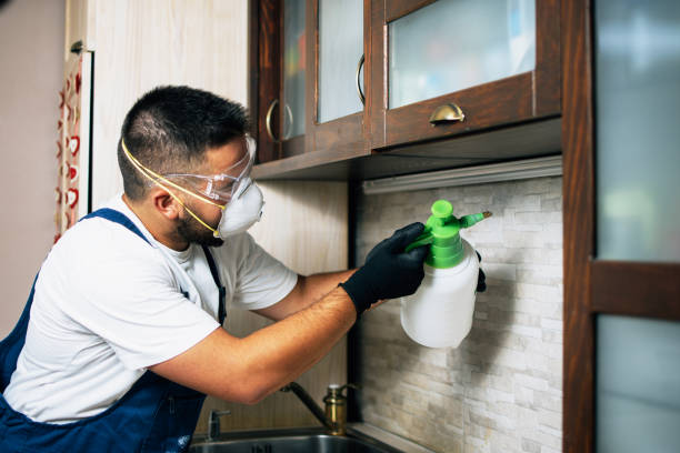 Best Commercial Pest Control Services  in Sparta, WI